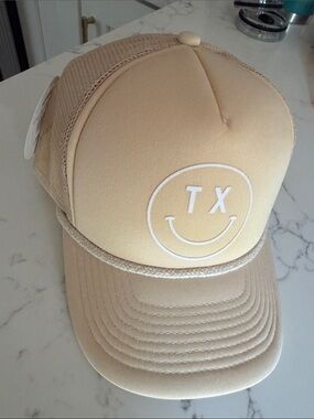 Smiley Rope-Trim Trucker Hat in Beige